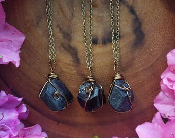 black tourmaline necklace, tourmline necklace, black crystal necklace, black tourmaline jewelry, black gemstone necklace