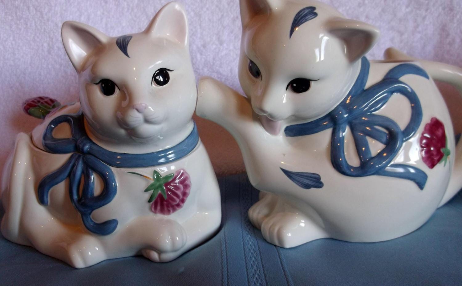Vintage Cat Sugar Bowl and Creamer Set Poppies On Blue by