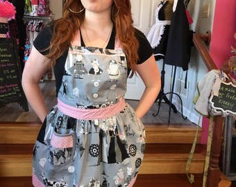 Ghastlie Family Reunion Apron. (247)