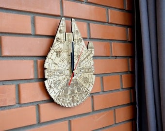 Millenium Falcon Wooden Wall Clock Large Unique Wood Star Wars gift Home decor Original Gift for Him Boyfriend Friend Dorm decor