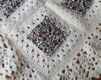 Handmade knitted single bedspread blanket/throw/afghan. New home.