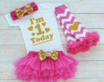 First Birthday Outfit Girl, 1st Birthday Girl Shirt, Cake Smash Outfit, One Birthday Outfit, Birthday Bodysuit, Tutu Outfit, Birthday Gift
