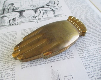 Vintage Volupte Golden Gesture Figural Compact