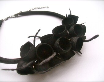 Felt necklace - necklace with cocoons - floral accessories - handmade - wool necklace - Black necklace