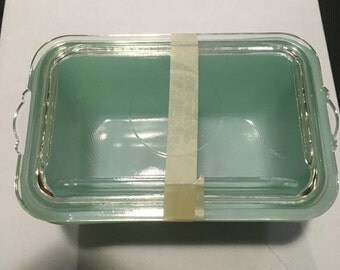 Glasbake 805 set of two red and green glass tops