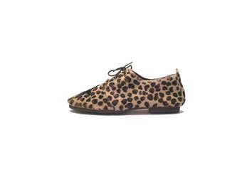 Womens Oxfords ~ Classic Oxfords ~ Leather Oxfords ~ Leather Shoes ~ Hipster ~ Preppy ~ Leather Lace-ups ~ Womens Brogues