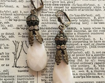 Mother of pearl!: vintage assemblage earrings, repuposed jewelry, boho bling