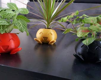 Pokemon style Plant pot designed to look like Oddish