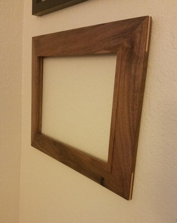 Wood Picture Frame 8x12 from MadeByBaarts on Etsy Studio