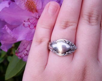 Vintage Sterling Silver "Heirloom" Oneida Spoon Ring