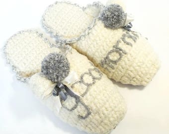 Slippers, white slippers, slippers for home, knitted slippers, Pompons, crochet slippers, women's slippers, shoes for adults, for home