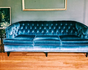 Vintage Gray-Blue Velvet Tufted Curved Couch