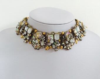 Statement necklace with white and clear rhinestones - DISCOUNT CODE INSIDE