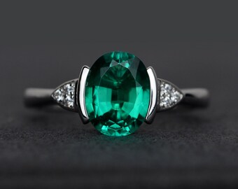 oval emerald ring silver green gemstone ring anniversary gift engagement ring bezel setting