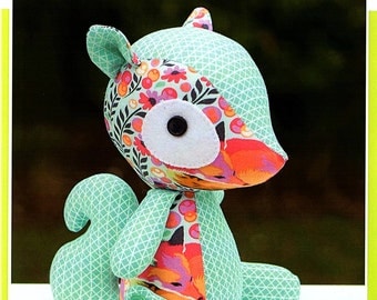 Sammie the Squirrel by Melly & Me