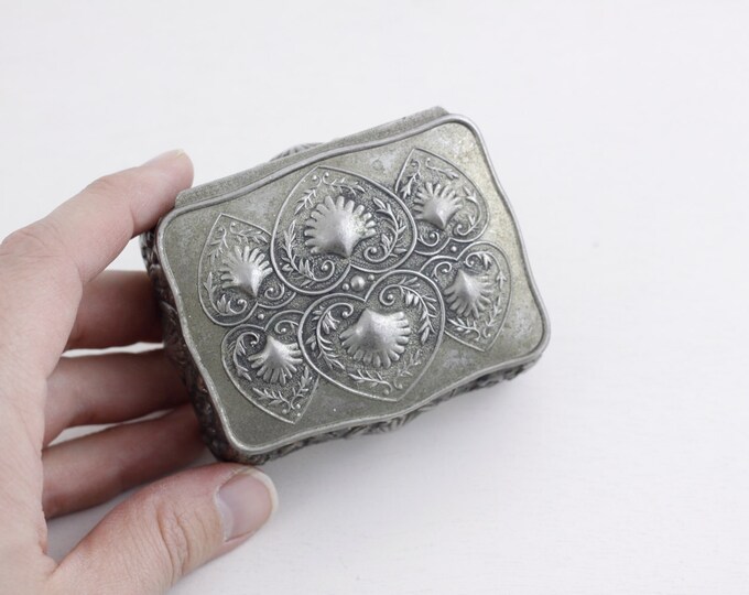 Small jewelry box with hearts and shells, silver toned trinket box, cufflink box, jewelry storage box, gift for him or her