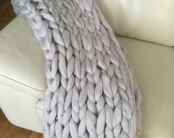 Chunky knit throw. Giant, 100% Australian merino super chunky blanket. Made to order. Extreme, arm knitting. Bulky knit blanket