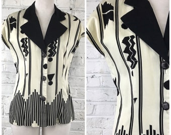 SALE Vintage 80s Blouse Black and White Button Down Shirt // Top Short Sleeve Collar Geometric Abstract Printed // Size S Small