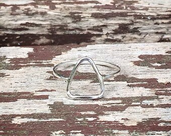Silver Triangle Ring / Sterling Silver Ring / Silver Geometry Ring / Silver Isosceles Ring / Silver Shape Ring / Silver Stack Ring / Vegan