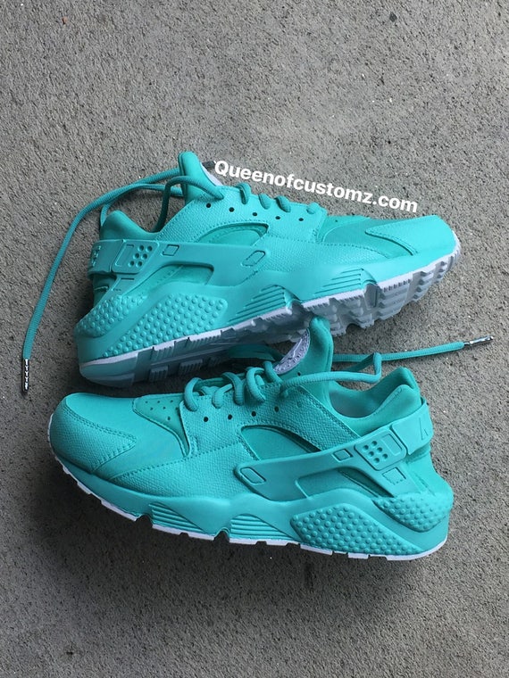 nike huarache blue and white