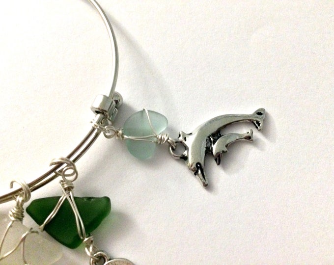 Charm Bracelet - Beach Glass - Gift for her - Live, love, protect nature - Charms - Ocean - dangle charms - bracelets - wire wrapped