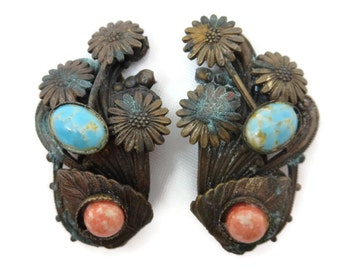 Copper Dress Clip Set Pair - Art Nouveau, Coral and Turquoise Art Glass, Daisy Flowers