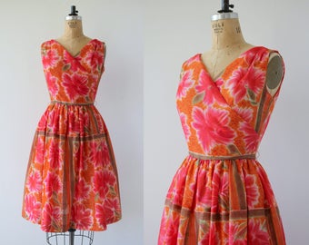 vintage 1950s dress / 50s pink floral dress / 50s full skirt dress / 50s hawaiian floral dress / 50s sun dress / 50s jack squire dress / MED