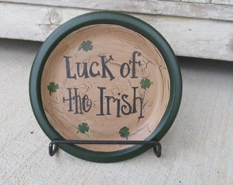 Primitive Country Hand Lettered St. Patrick's Day Mini Word Plate with Shamrock Clovers GCC02229