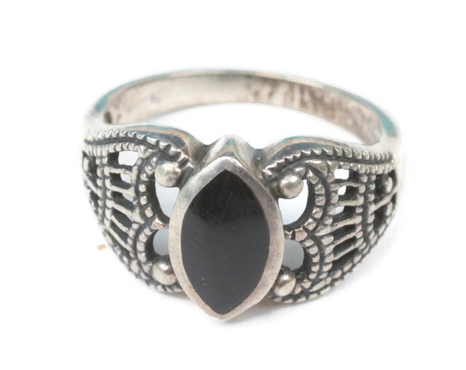 Sterling Filigree Ring Black Marquise Center Fancy Setting Size 7.5 Vintage