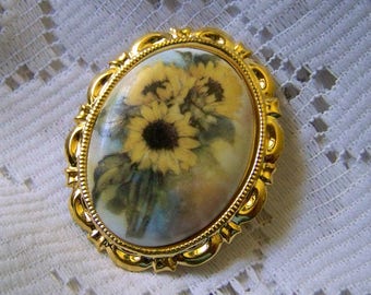 Sunny Sunflower Brooch, Gold Porcelain Sunflowers Pin, Summer Flower Jewelry, Yellow and Brown Flowers, Garden Flower Jewelry, Gifts for Mom