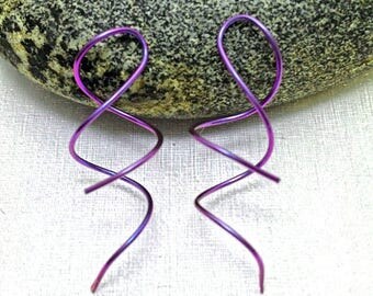 NIOBIUM earrings. SPIRAL earrings. modern earrings. niobium wire earrings. nickel free. niobium jewelry. minimalist earrings. personalize