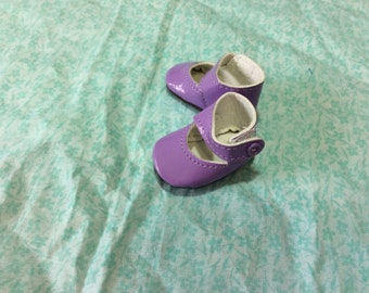 Lavender Mary Janes, doll shoes, fit Wellie Wisher, doll clothes