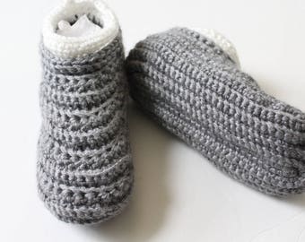 Ready to ship size 9/10, Crochet Moccasin slippers for women, Crochet slipper boots, Women's house shoes - The Davos-