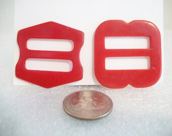 Vintage Red Bakelite Belt Buckle Scarf Slide T Shirt Clip Retro Fashion Accessories