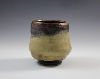 Large Handmade cup, ceramic cup, pottery cup, beer cup, handmade cup, tumbler made in Quebec, Canada
