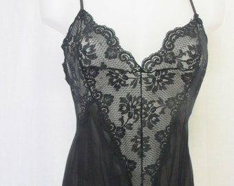 Olga Nightgown Black Goth Nightgown Long Nightgown Large Frivolous Fancies