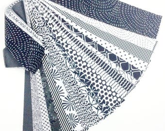 20 Jelly Roll Fabric Strips Classic Black White No Duplicates CBW20