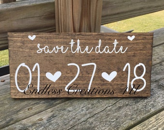 Save the date sign/ engagement photo prop/ engagement pictures/ engagement sign
