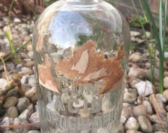 Vintage Chemistry Bottle-1960s-Raised Letters On Bottle-Paper Label-Glass Bottle-Apothecary Bottle-CON ACID HYDROCHLORIC HCl-made in usa