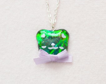 Iridescent Sleepy Bear Necklace (lavender,black,pink)
