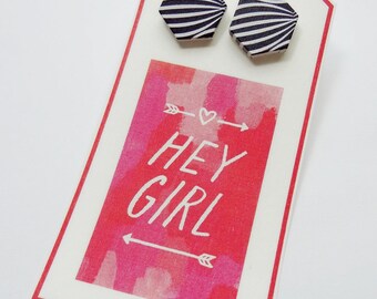 Black & white - wood studs