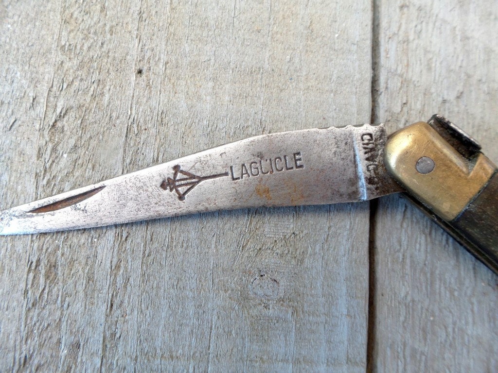 Vintage French Horn and Brass Laguiole Pocket Knife. Folding