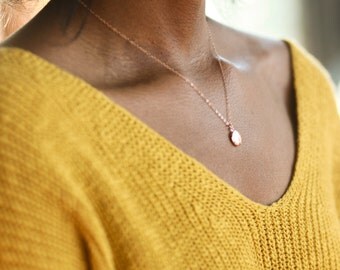 Small Locket, Rose Gold Locket, Rose Gold Necklace, Small Lockets, Dainty Locket, Picture Locket Necklace, Small Photo Locket, Gift For Her