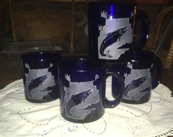 4 Vintage Cobalt Salmon Etched Mugs