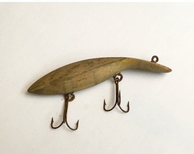 Storewide 25% Off SALE Antique Large Double Hook Primitive Heddon Fishing Lure Featuring Natural Wooden Hand Carved Design