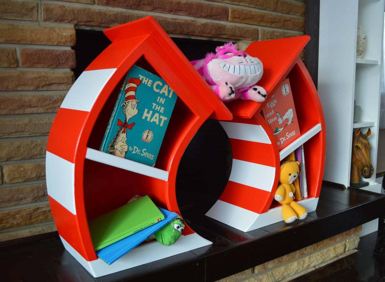 2' Cat In The Hat Bookcase / Dr Seuss Bookshelf