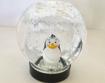 Personalized Snowglobe - Penguin Snow Globes