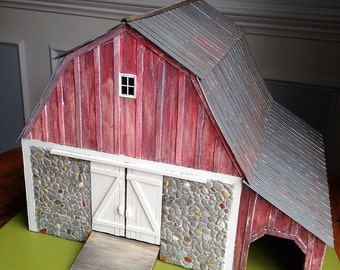 Miniature Dutch Gambrel Barn, 0 scale & 1/4 scale-CIRCA 1890 Hudson Valley/O scale model railroad/miniature collectible/tabletop display