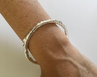 Sterling Silver Bangle, Stacking Bangle, Beaten Silver Bangle, Round Bangle, Silver Bracelet, Silver Jewellery, Silver 925 carved bangle,