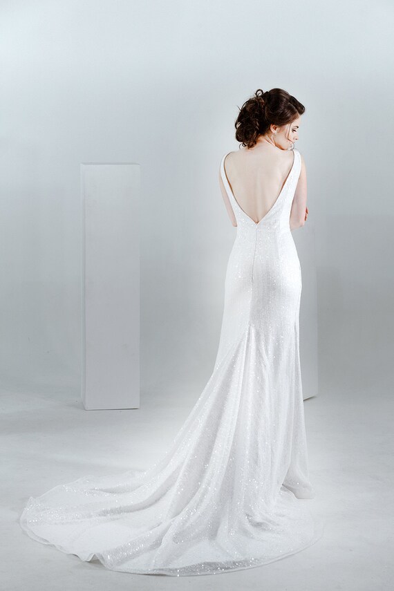 Items similar to elegant bridal dress backless gown wedding simple ...